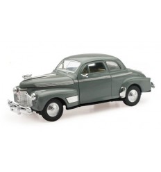1941 Chevrolet Special Deluxe 5 Pasajeros Coupe -  1/32